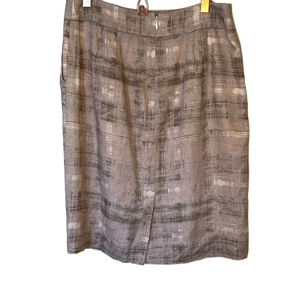‎LOFT 100% Linen Straight Mini Skirt - Picture 9 of 9